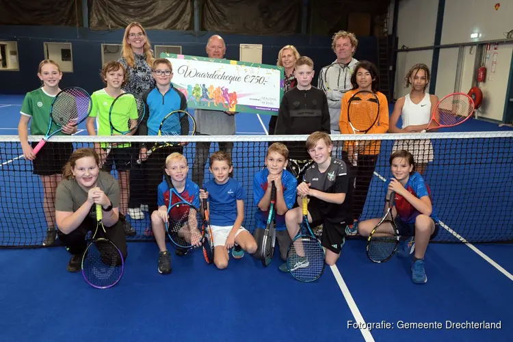 Tennisvereniging De Drieban winnaar van NIX18 Wel zo sportief
