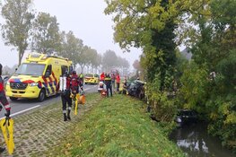 Drie voertuigen in botsing in Schellinkhout