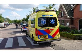 Scooterrijder lichtgewond na aanrijding met auto in Hoogkarspel