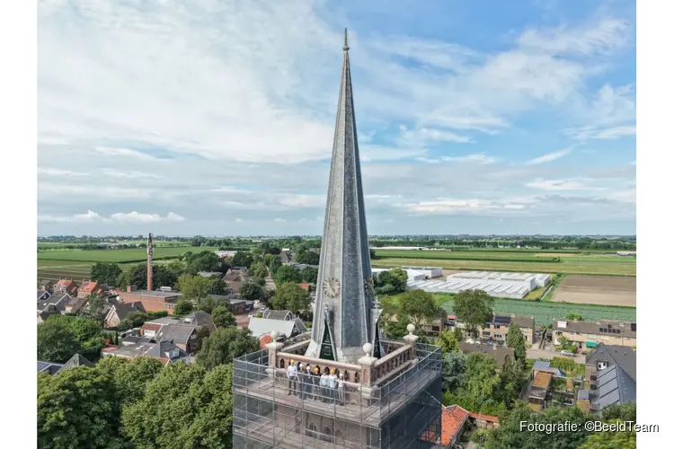 Kerktoren Hem weer in topvorm