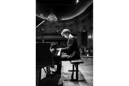 Ramon van Engelenhoven & Lucie Horsch in Bonifaciuskerk