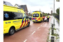 Man gewond na val van ladder aan de Zanglijster in Hoogkarspel, traumahelikopter ter plaatse