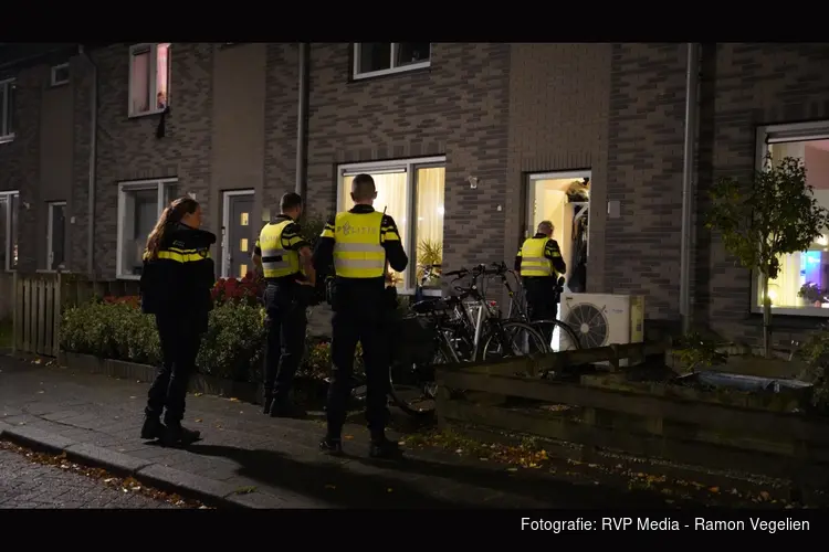 Explosie bij woning in Hoogkarspel; brievenbus eruit geblazen