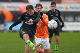 VVS '46 verliest in doelpuntenshow van De Valken, Grasshoppers verrast koploper