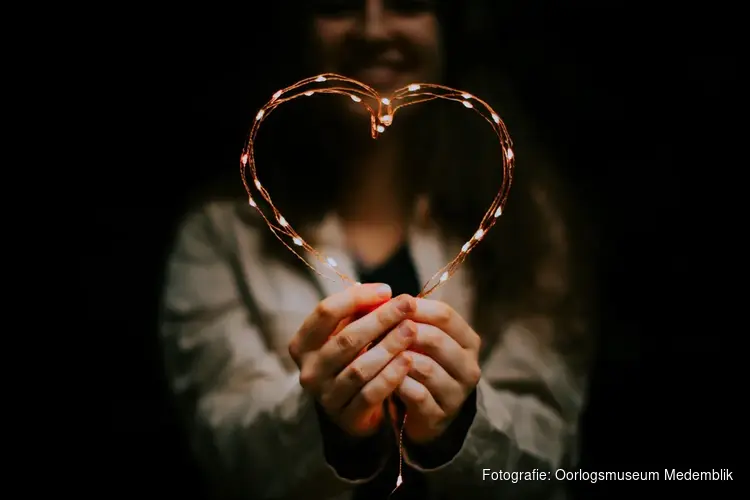 Uniek single-event 'MAKE LOVE (not war)' in Oorlogsmuseum Medemblik