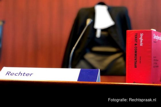 Vader krijgt celstraf voor verkrachting dochter
