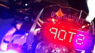 Drietal overlopen door getuige