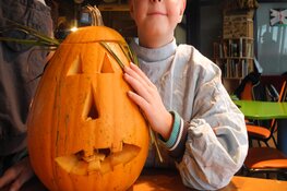 Lachende pompoen-lampionnen maken