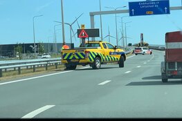 Boot valt van aanhanger op Westfrisiaweg