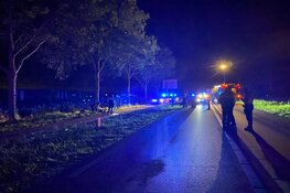 Auto te water bij Venhuizen na politie-achtervolging