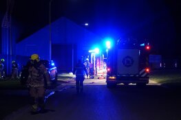 Uitslaande brand bij visbedrijf in Enkhuizen: één gewonde