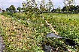 Auto te water in Oosterblokker