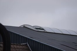 Brandweer komt ter plaatse voor stormschade in Oosterblokker