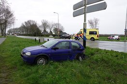 Twee gewonden bij botsing in Hem